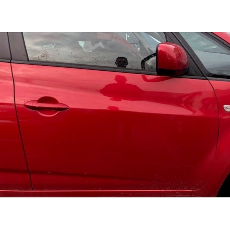 Porte avant droite Venga